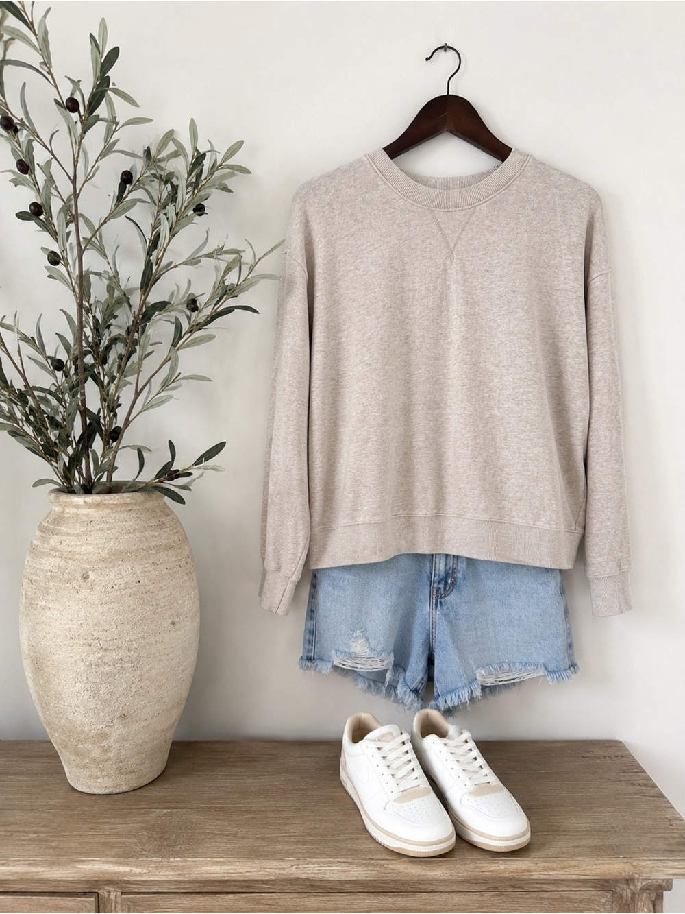 Time and Tru | Oatmeal Crewneck Sweatshirt | Women's L (12-14)